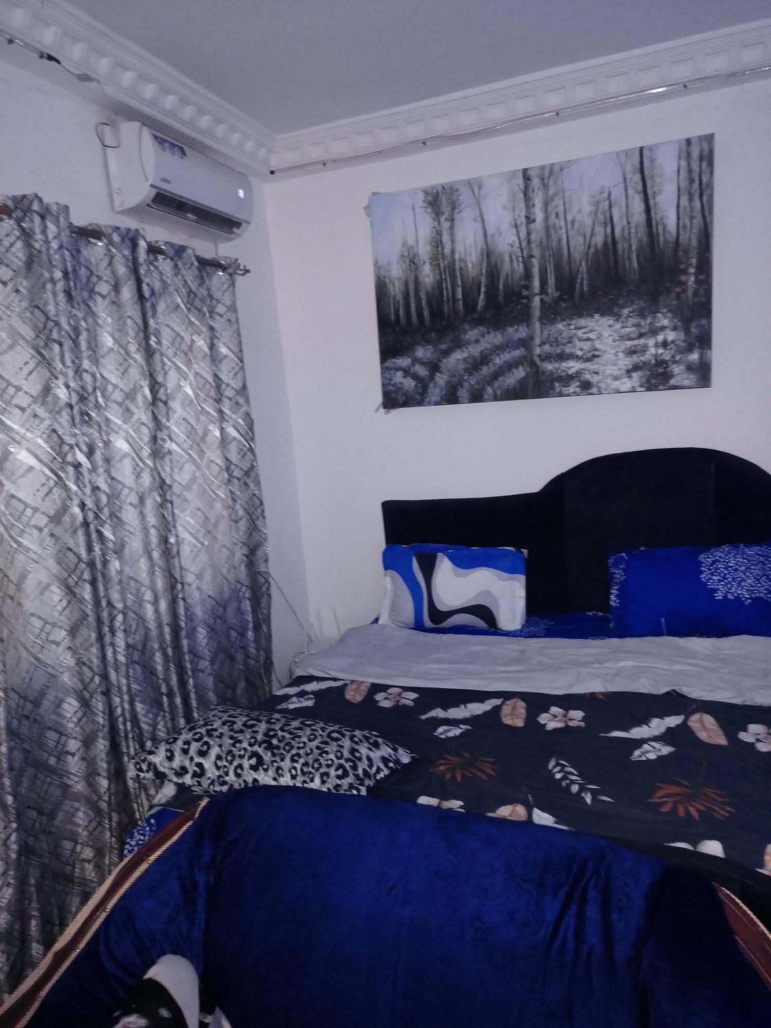 Studio Meuble Centre Ville Дакар Экстерьер фото